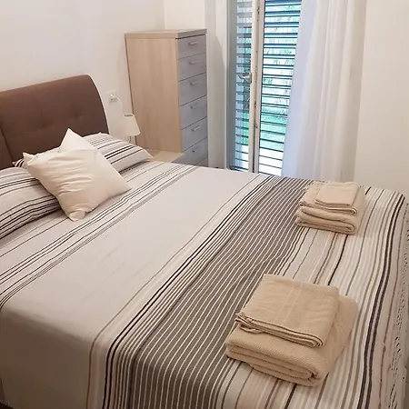 Baia Blu - Luxury With Pool Διαμέρισμα *