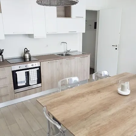 Baia Blu - Luxury With Pool Apartment